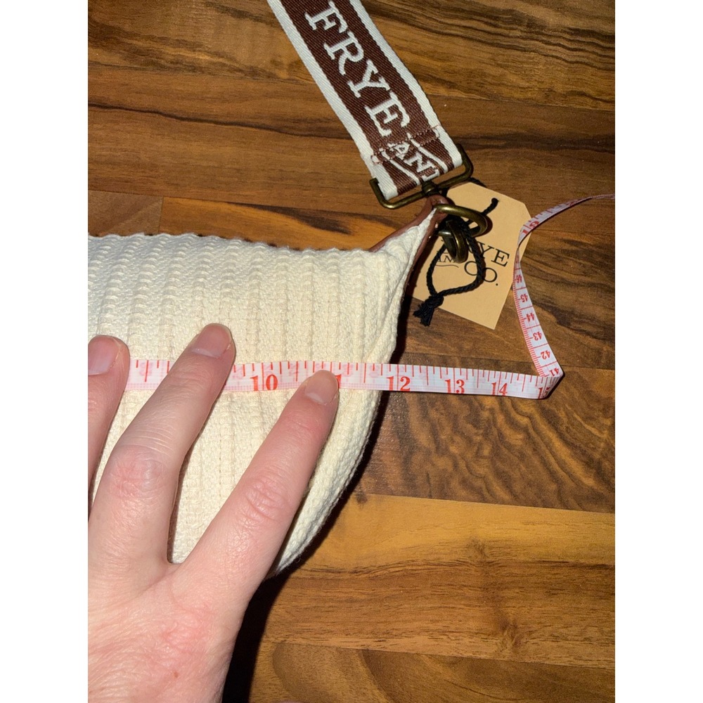 FRYE AND CO Spencer Sling Natural White Ribbed Shoulder Bag Crossbody Bag NEW - Picture 5 of 6